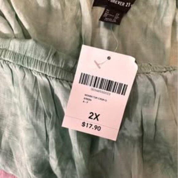 green tie dye crop top vacation or resort wear light weight breezy  2X #0739 - Picture 5 of 8